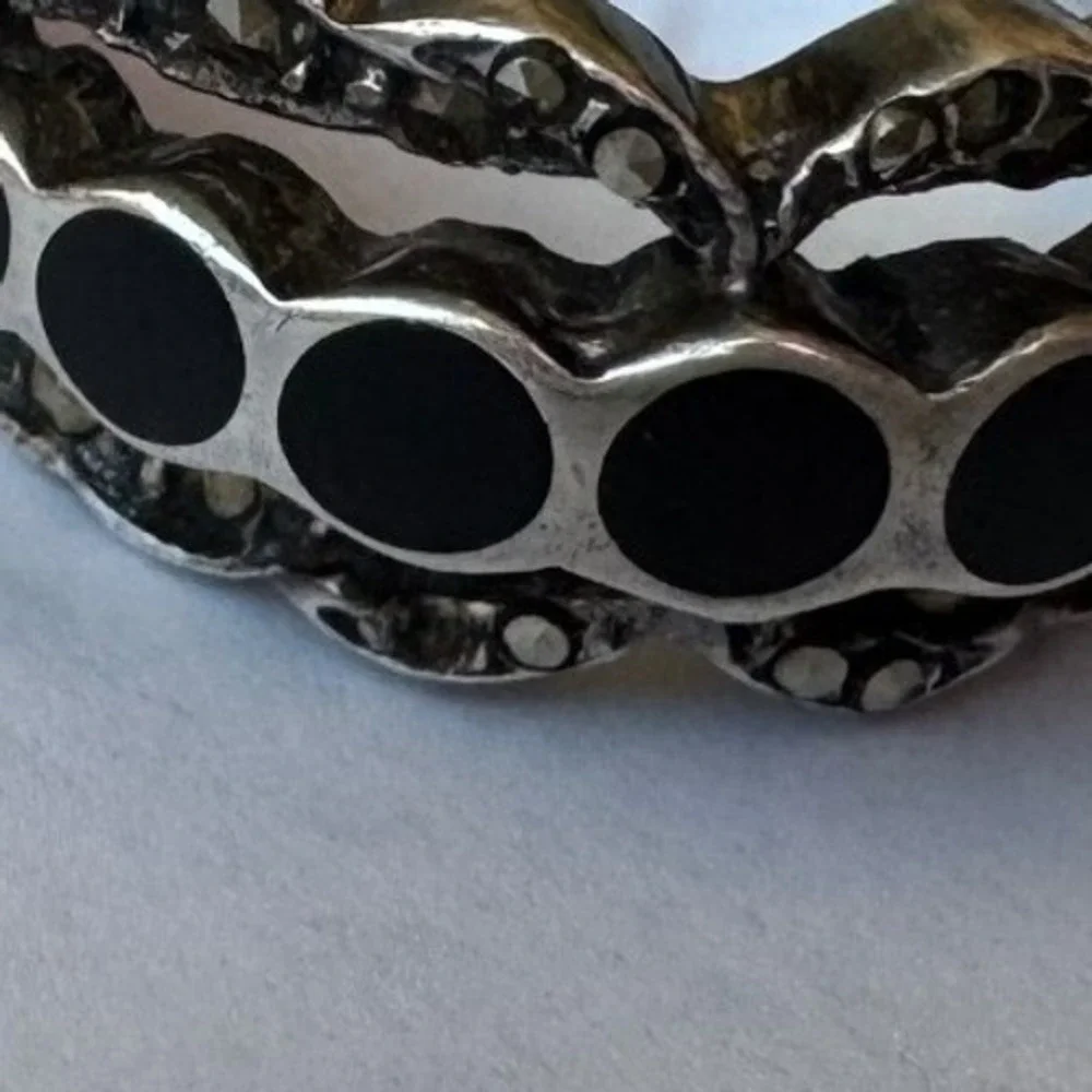 Vintage 925 Sterling Raven Black Circle Detailed Studded Statement Ring Moody